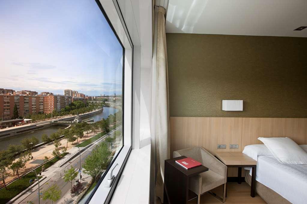 Hotel Nh Ribera Del Manzanares à Madrid Chambre photo
